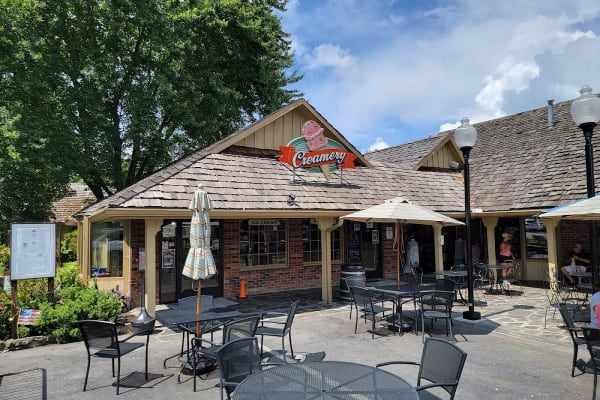 Old Mill Creamery in Old Mill Square