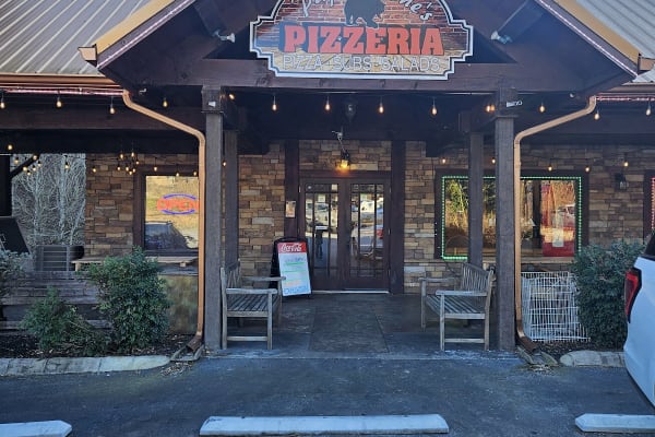 Papa Leone's Pizzeria