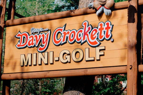 Ripley's Davy Crockett Mini-Golf