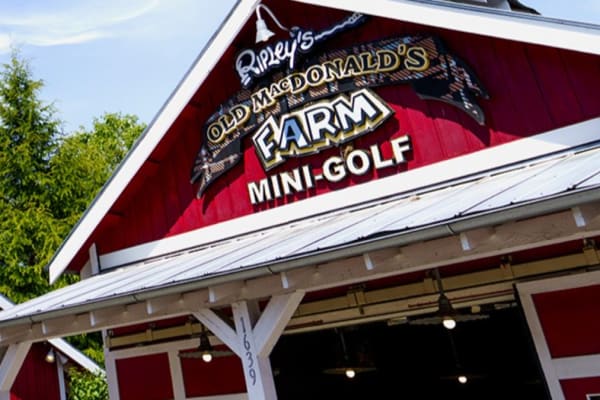 Ripley's Old MacDonald's Farm Mini Golf