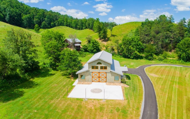 4 Points Farm, Sevierville