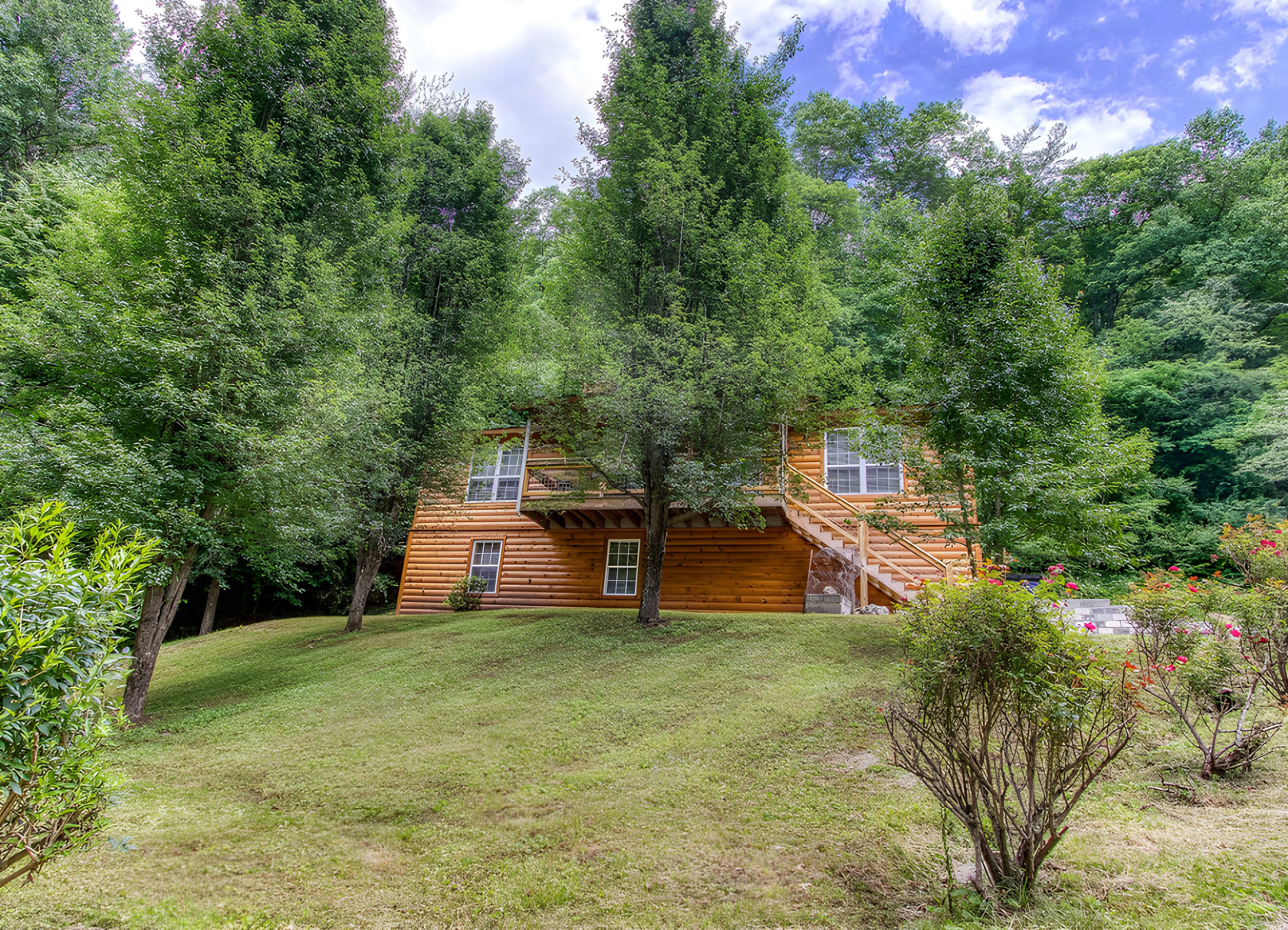 Hidden Valley Cabin View - Gatlinburg Cabin Rental Resort