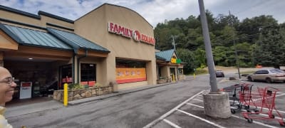 Jimmy's Smokehouse & Pizza Joint in Gatlinburg