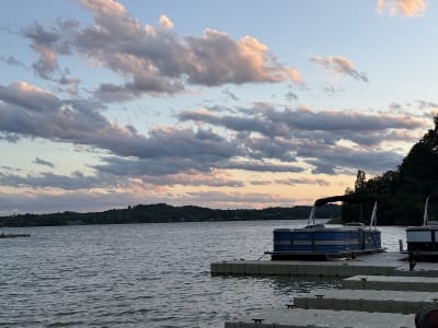 Lake Life Pontoon Rentals