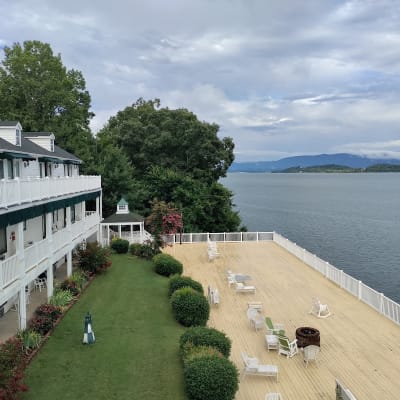 Mountain Harbor Inn Marina