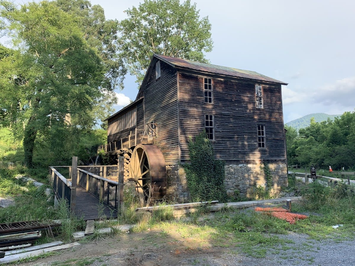 Blowing Cave Mill General Store