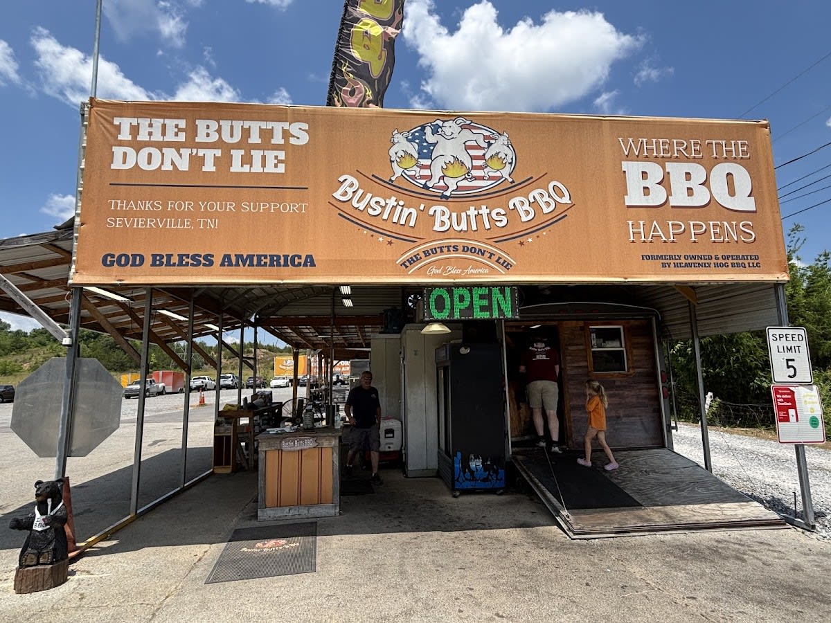 Bustin' Butts BBQ