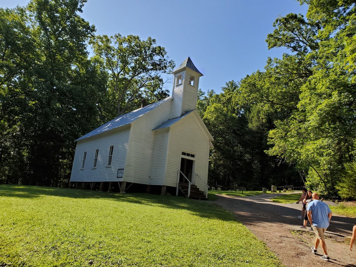 Cades Cove Loop Road