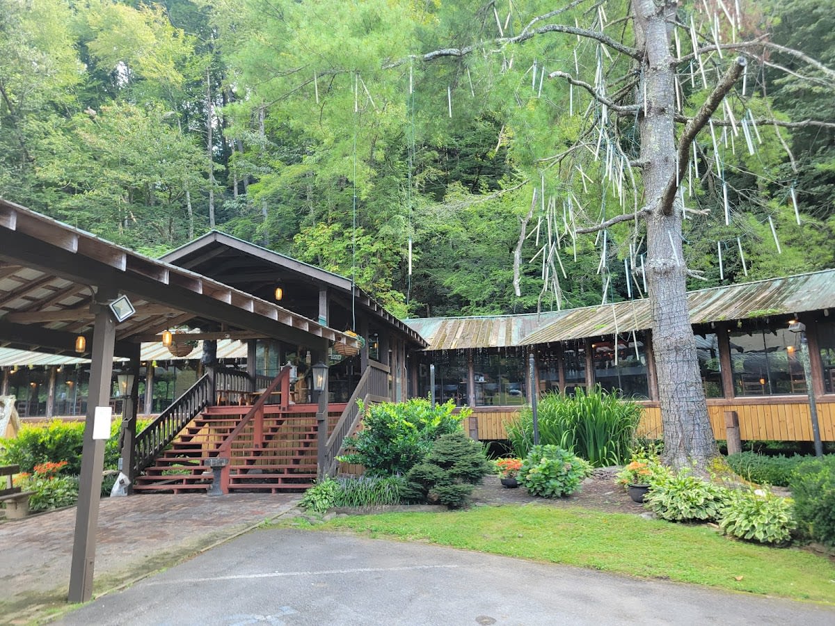 Crystelle Creek Restaurant