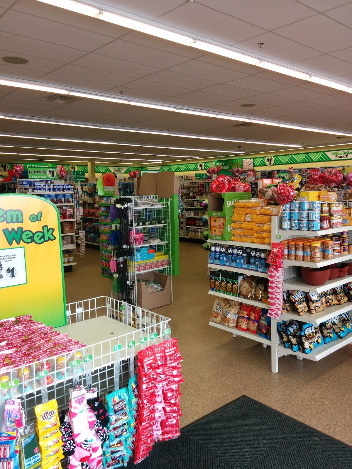 Dollar Tree - Pigeon Forge