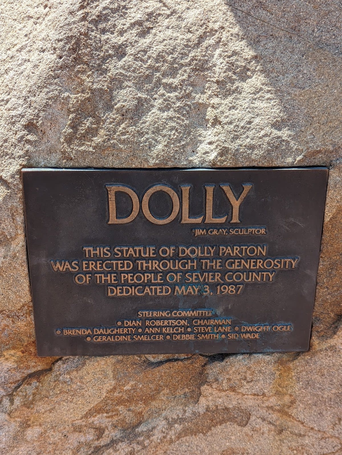 Dolly Parton Statue