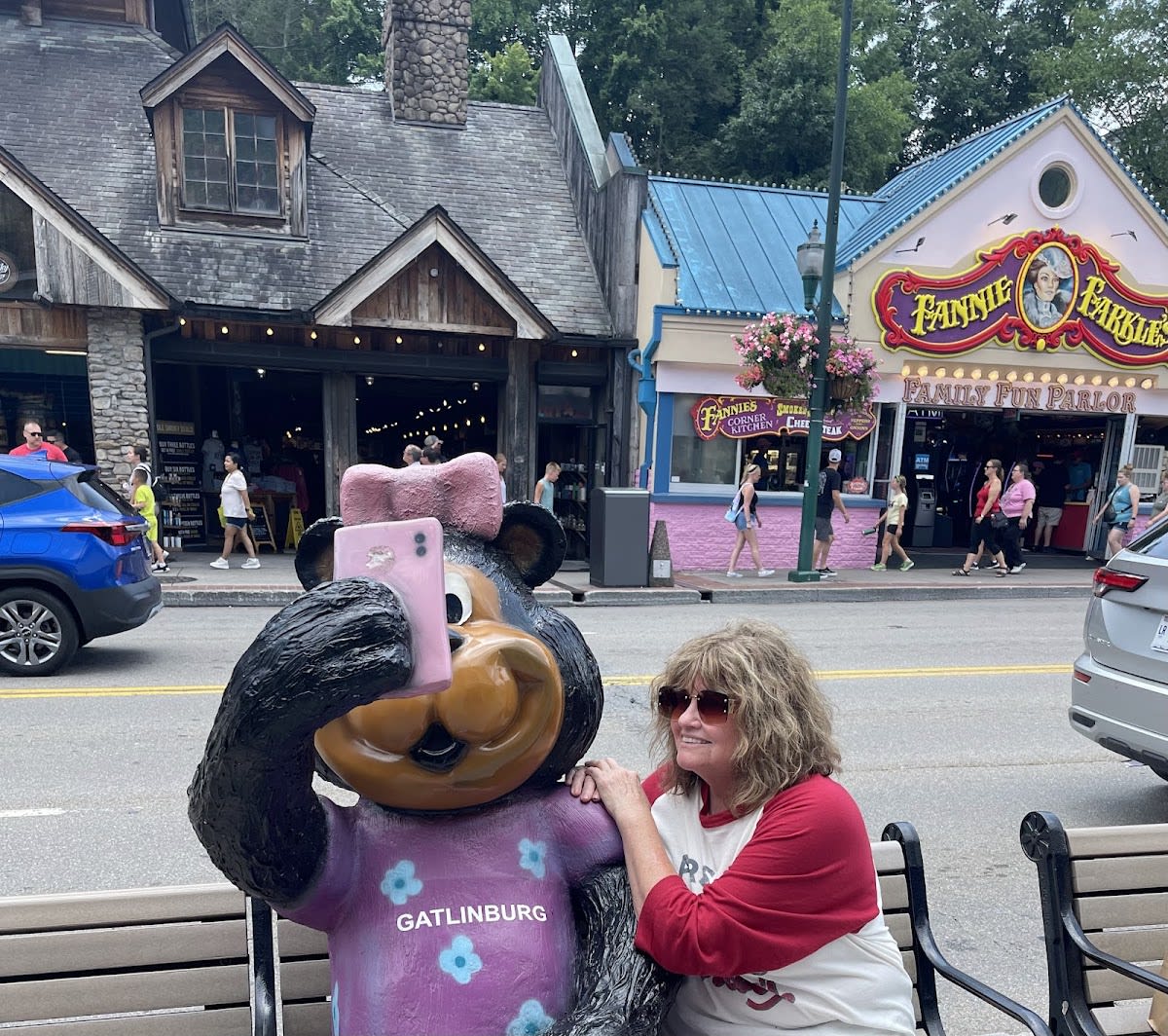 Fannie Farkle's Arcade and Restaurant