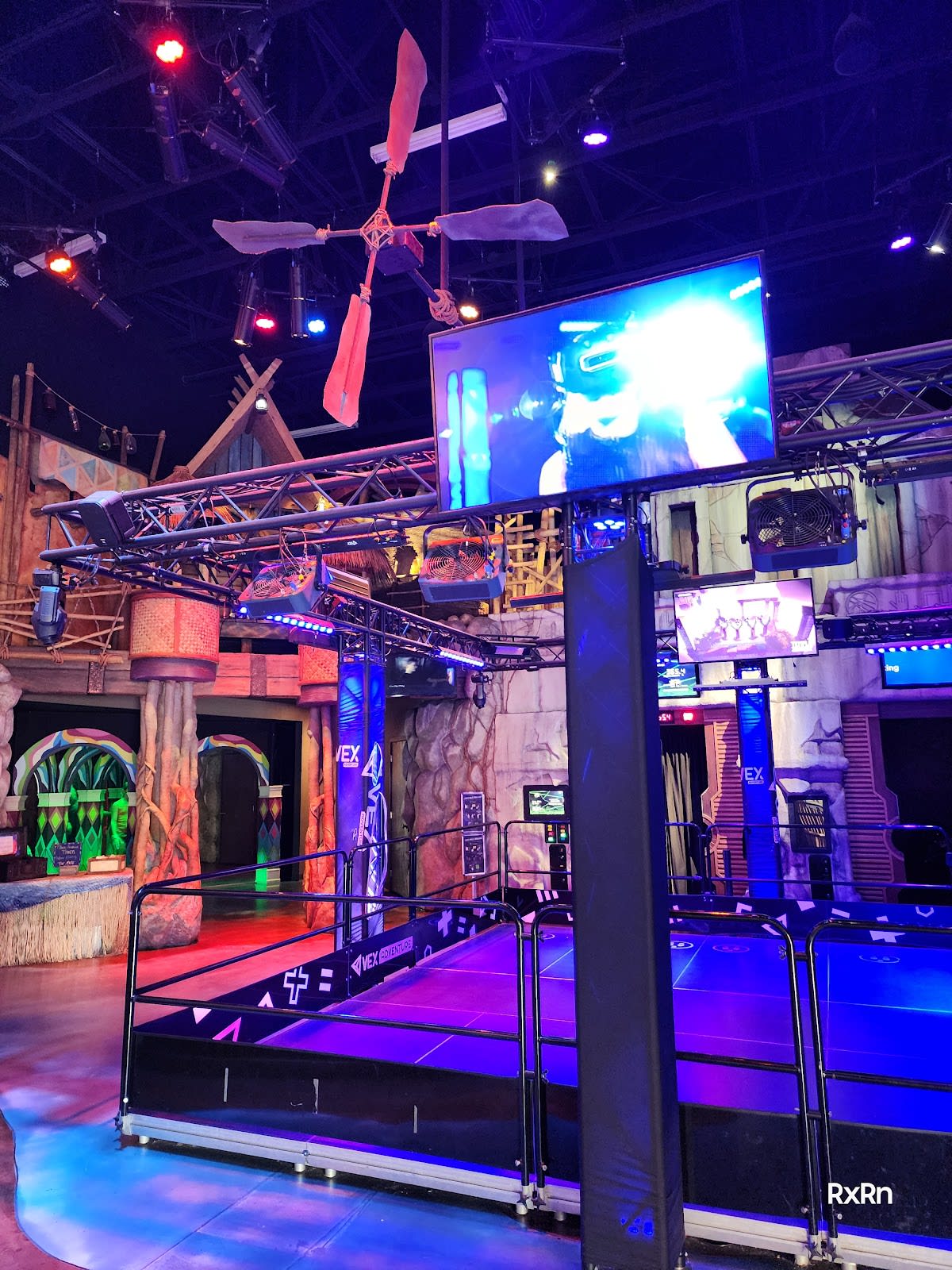 Gatlin's Island Mirror Maze