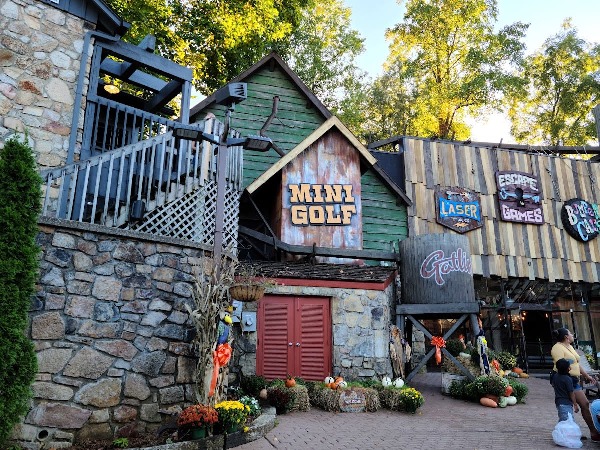 Gatlin's Mini Golf