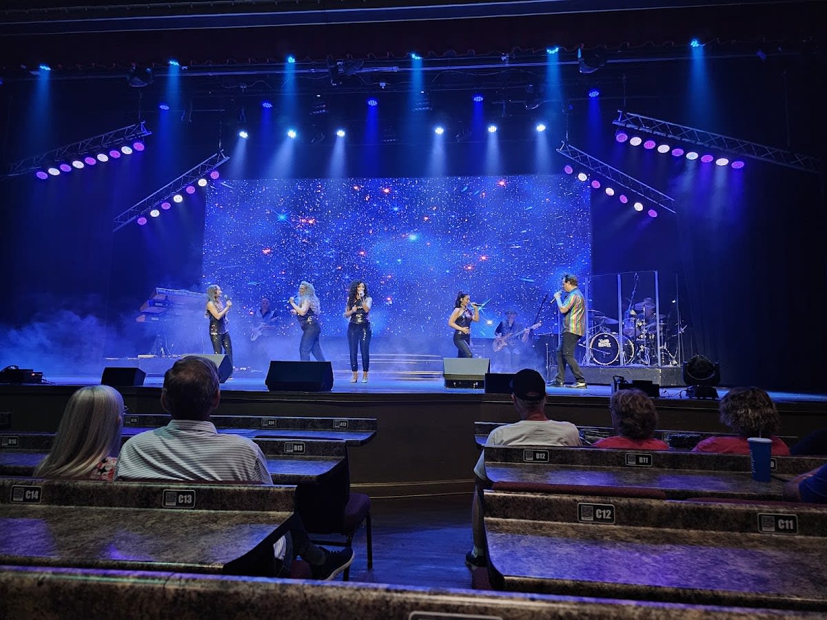 Grand Majestic Theater