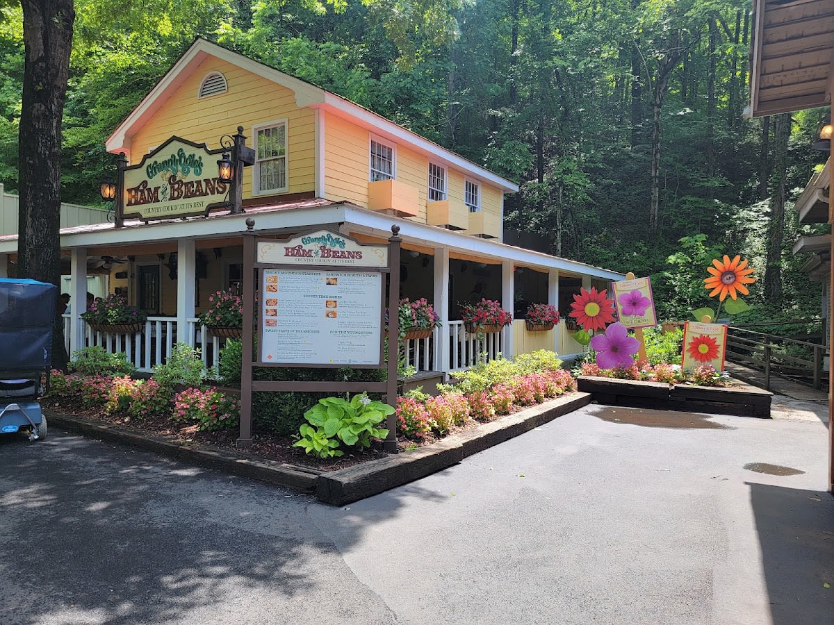 Granny Ogle's Ham 'n' Beans