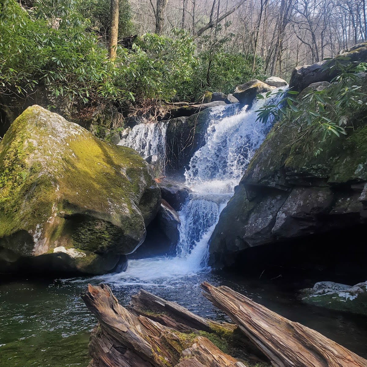 Grotto Falls - Walk BEHIND the Waterfall!
