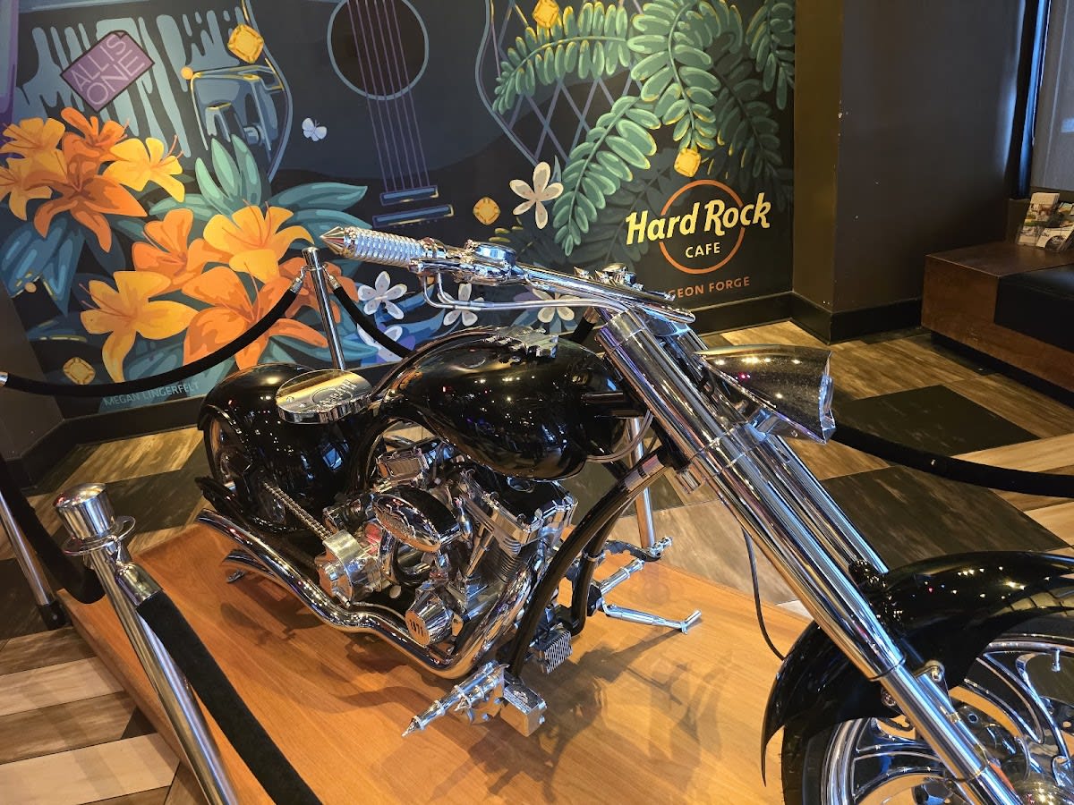 Hard Rock Cafe Pigeon Forge