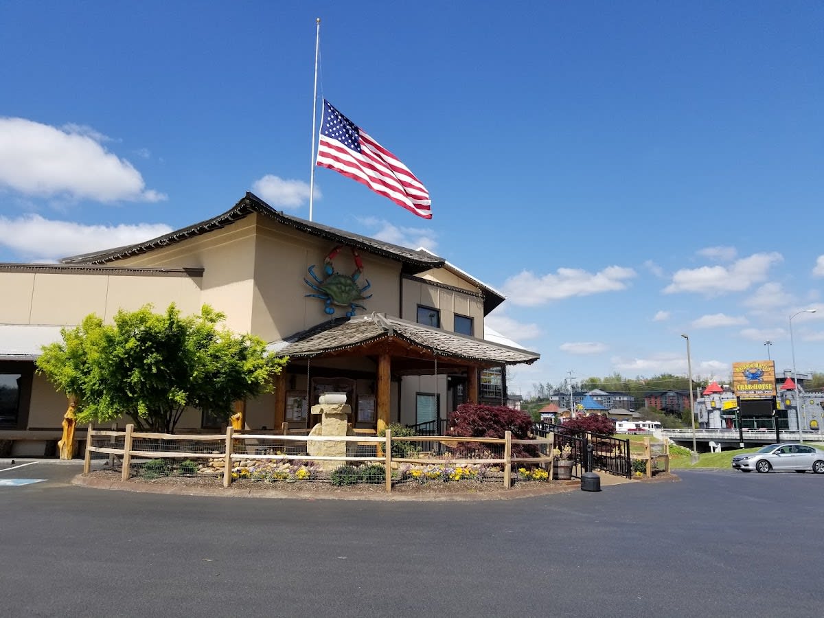 Harpoon Harry's Crab House - Pigeon Forge