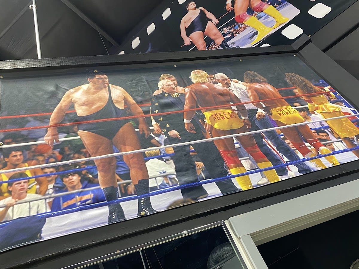 Hulk Hogan's Wrestling Shop