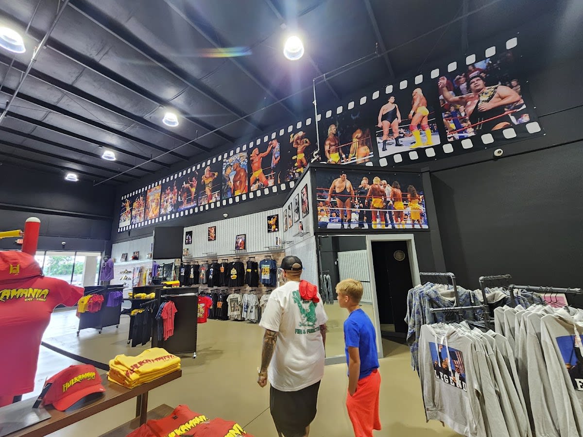 Hulk Hogan's Wrestling Shop