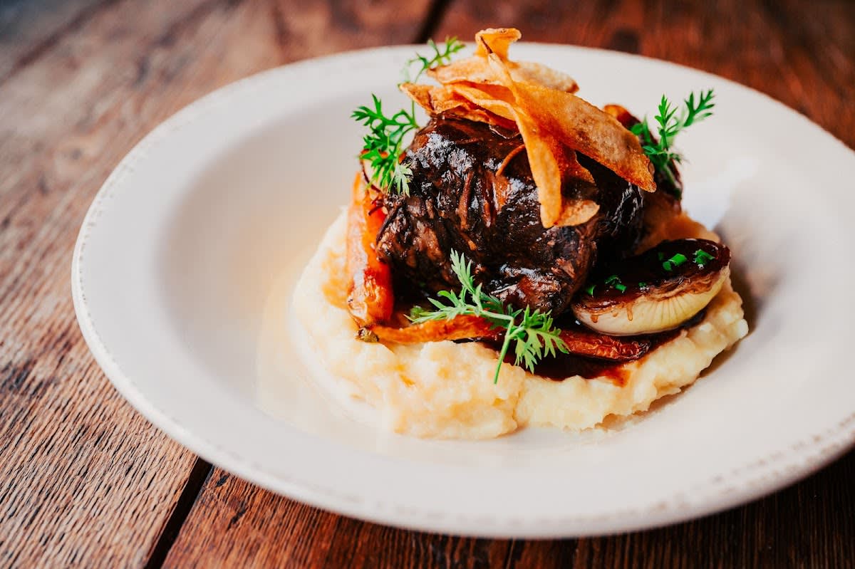 Jason Aldean's Kitchen + Rooftop Bar