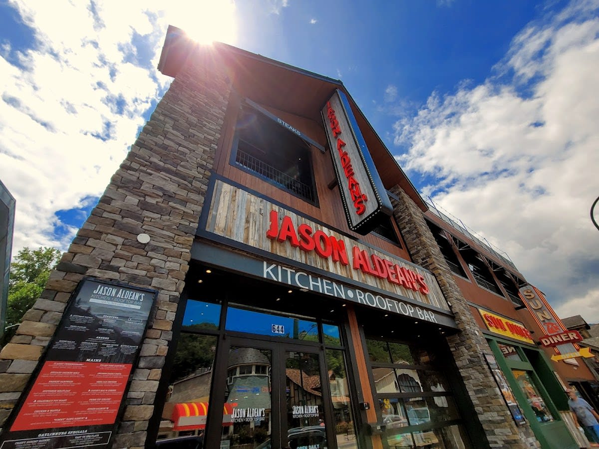 Jason Aldean's Kitchen + Rooftop Bar