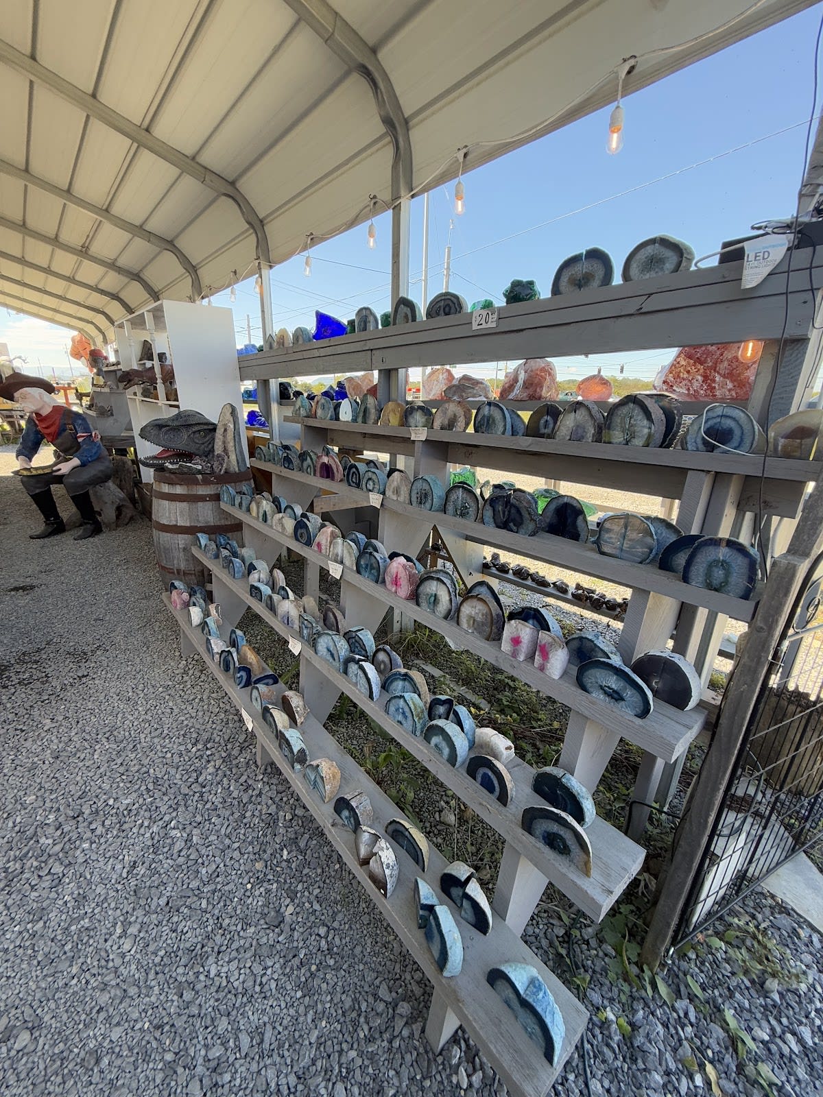 Little River Gem Mine & Rock Shop