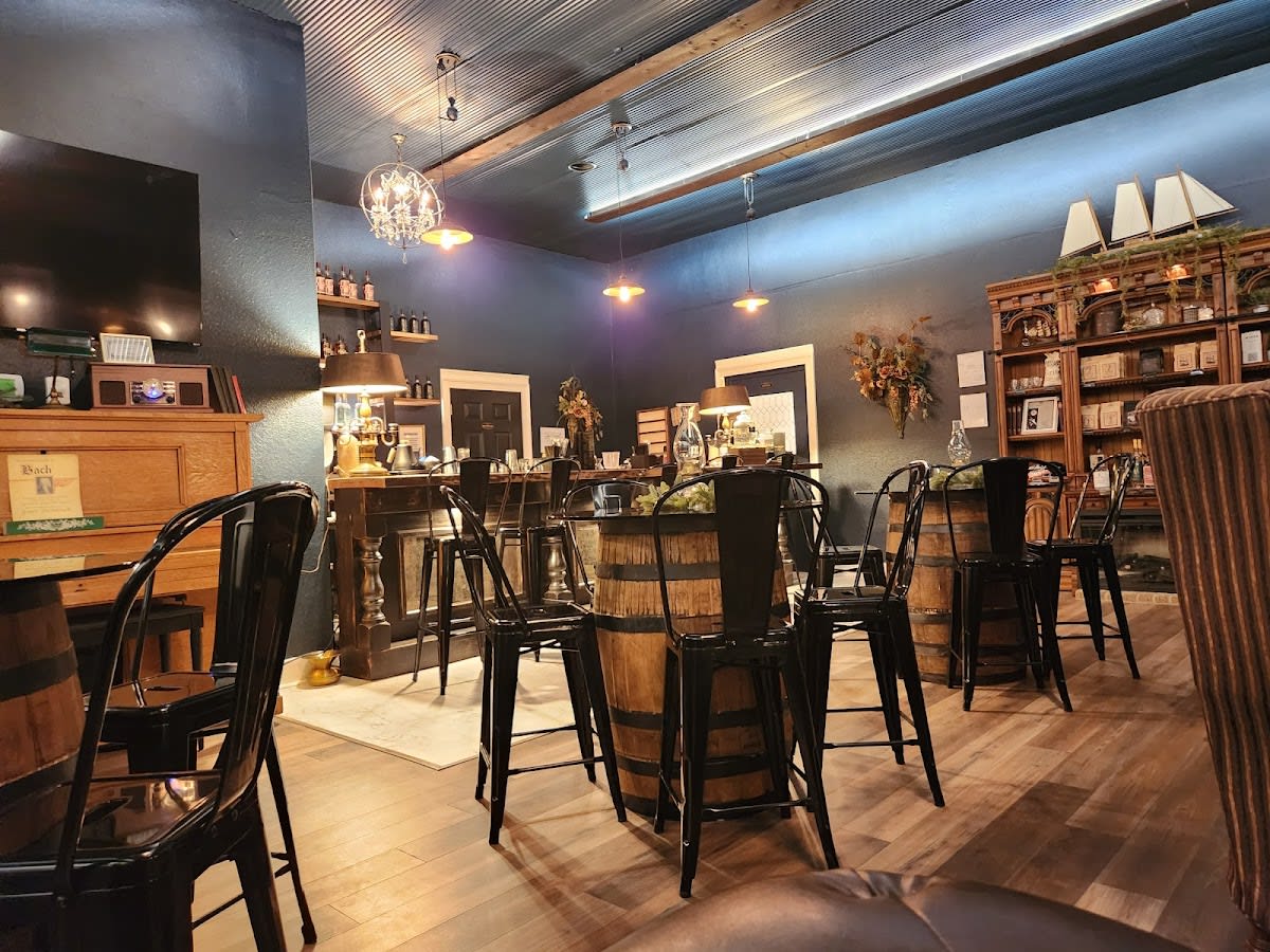 Mossback Distilling Co.