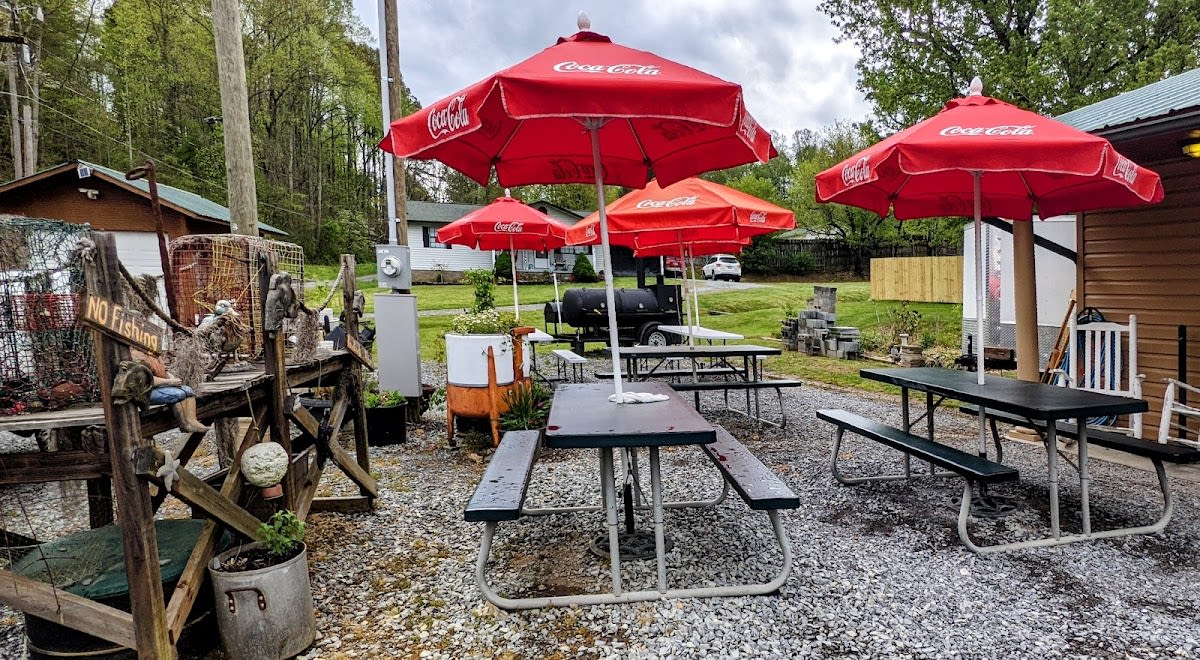 PawPaw's Catfish Kitchen in Wears Valley