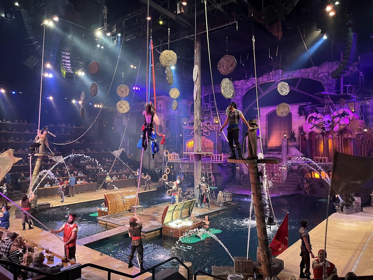 Pirates Voyage Dinner & Show