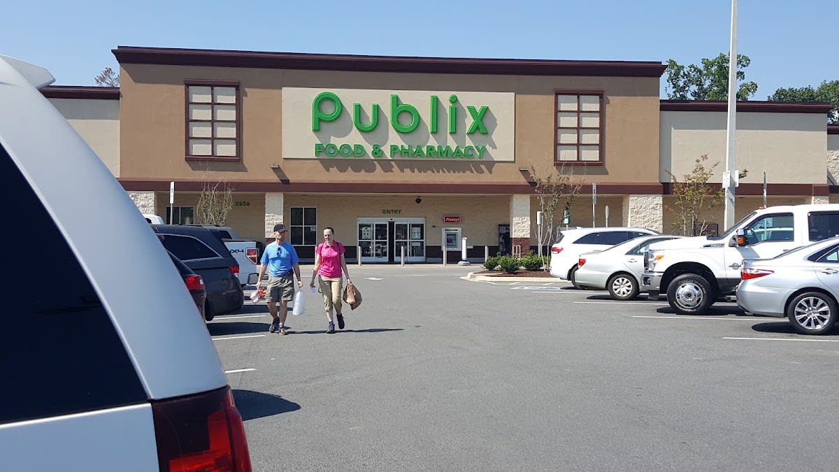 Publix Super Market - Pigeon Forge