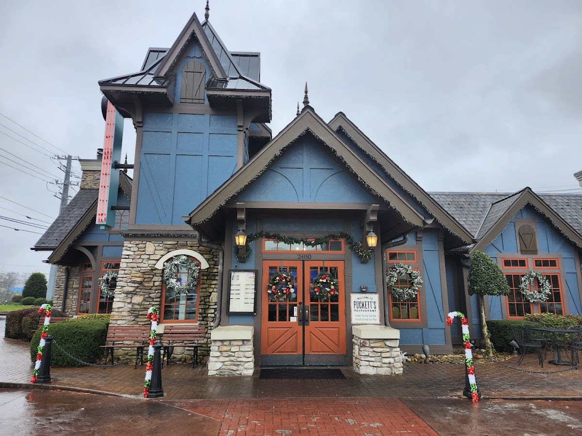 Puckett's Restaurant