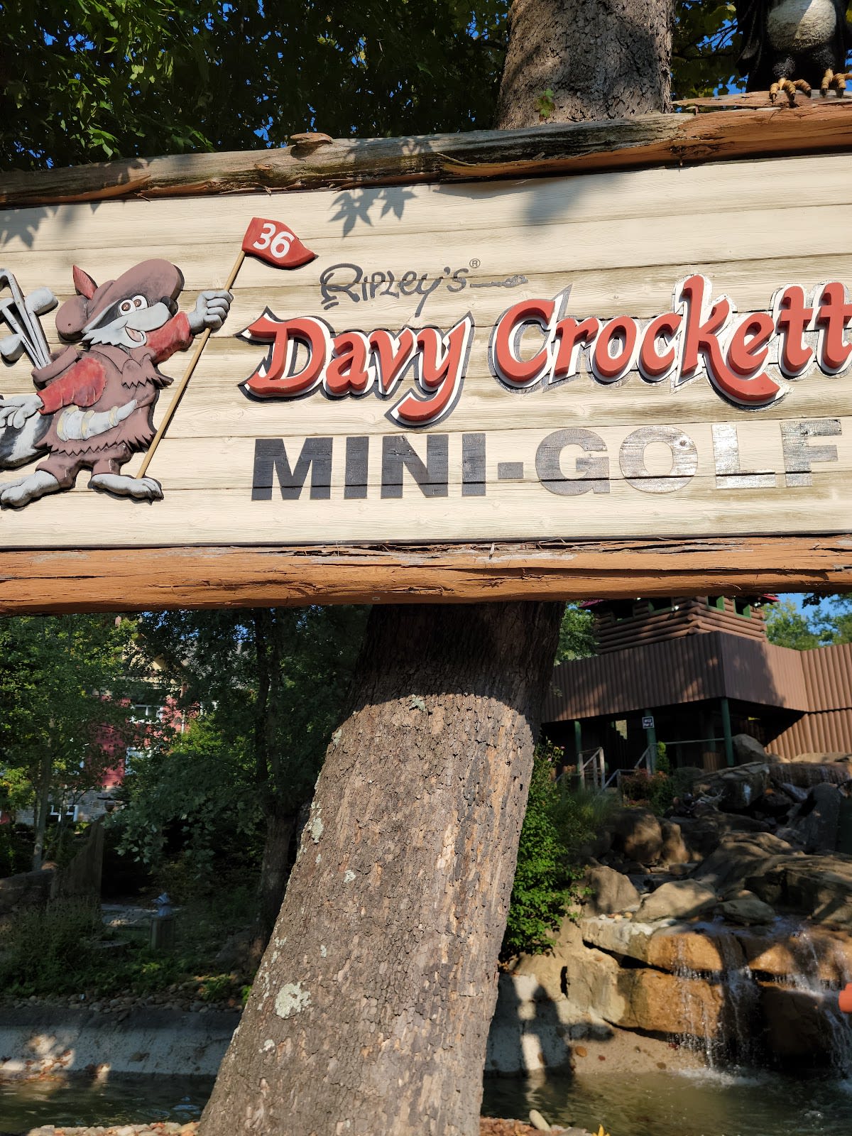 Ripley's Davy Crockett Mini-Golf