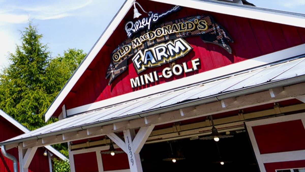 Ripley's Old MacDonald's Farm Mini Golf