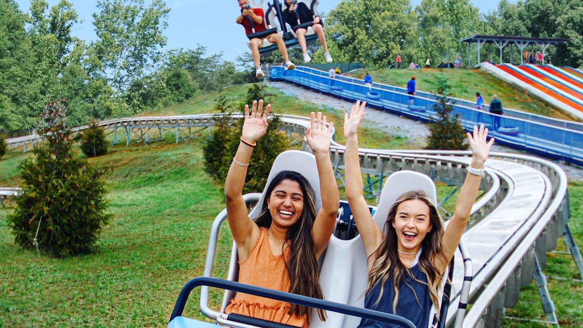Rowdy Bear Smoky Mountain Snowpark