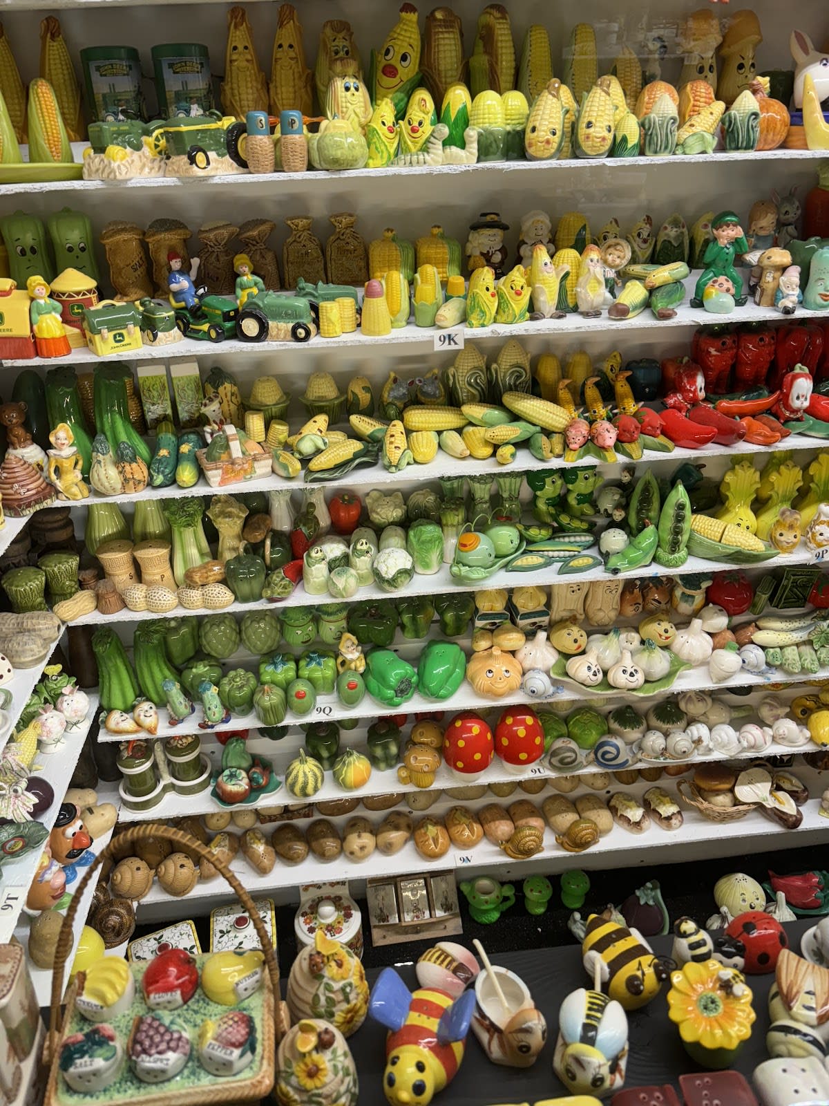 Salt & Pepper Shaker Museum