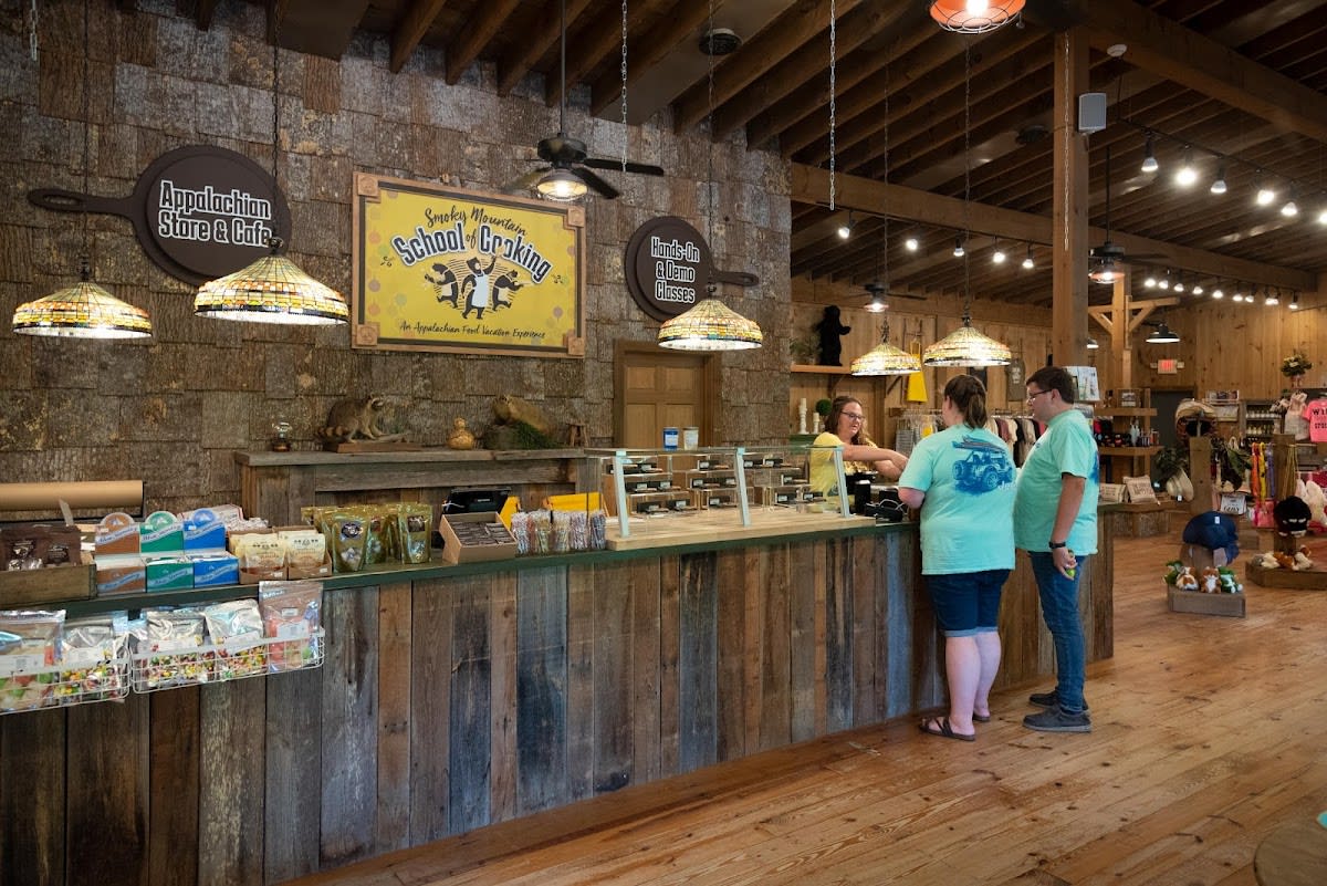 Smoky Mountain School of Cooking