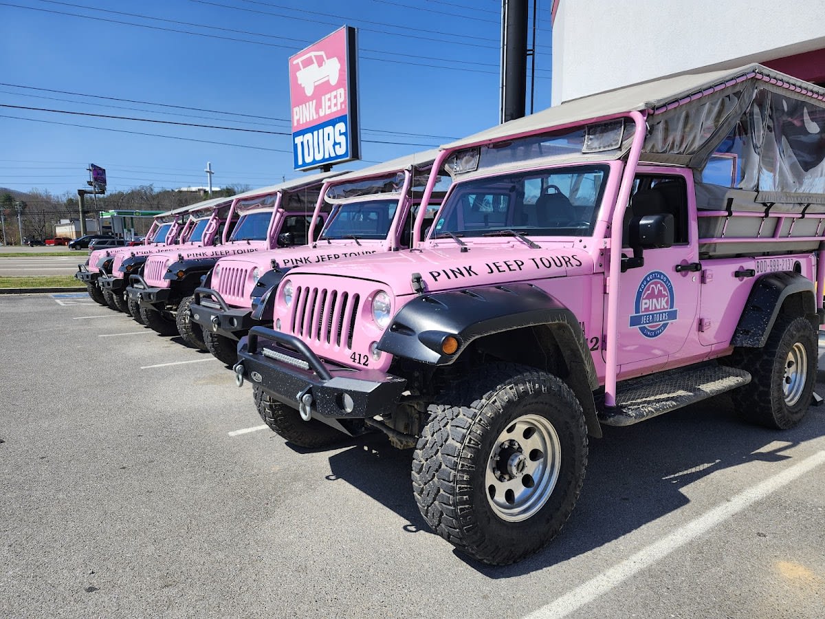 Smoky Mountains Pink Jeep Tours