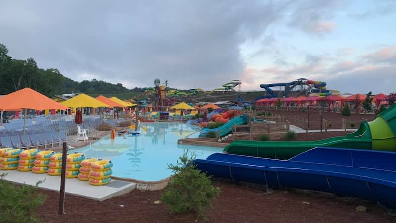 Soaky Mountain Waterpark