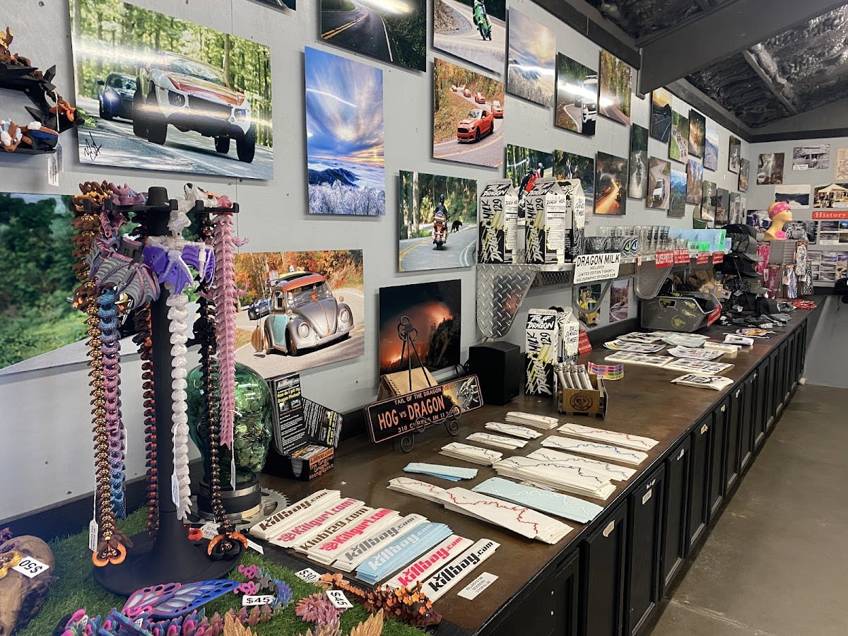 Tail of the Dragon - 318 Curves in 11 Miles!