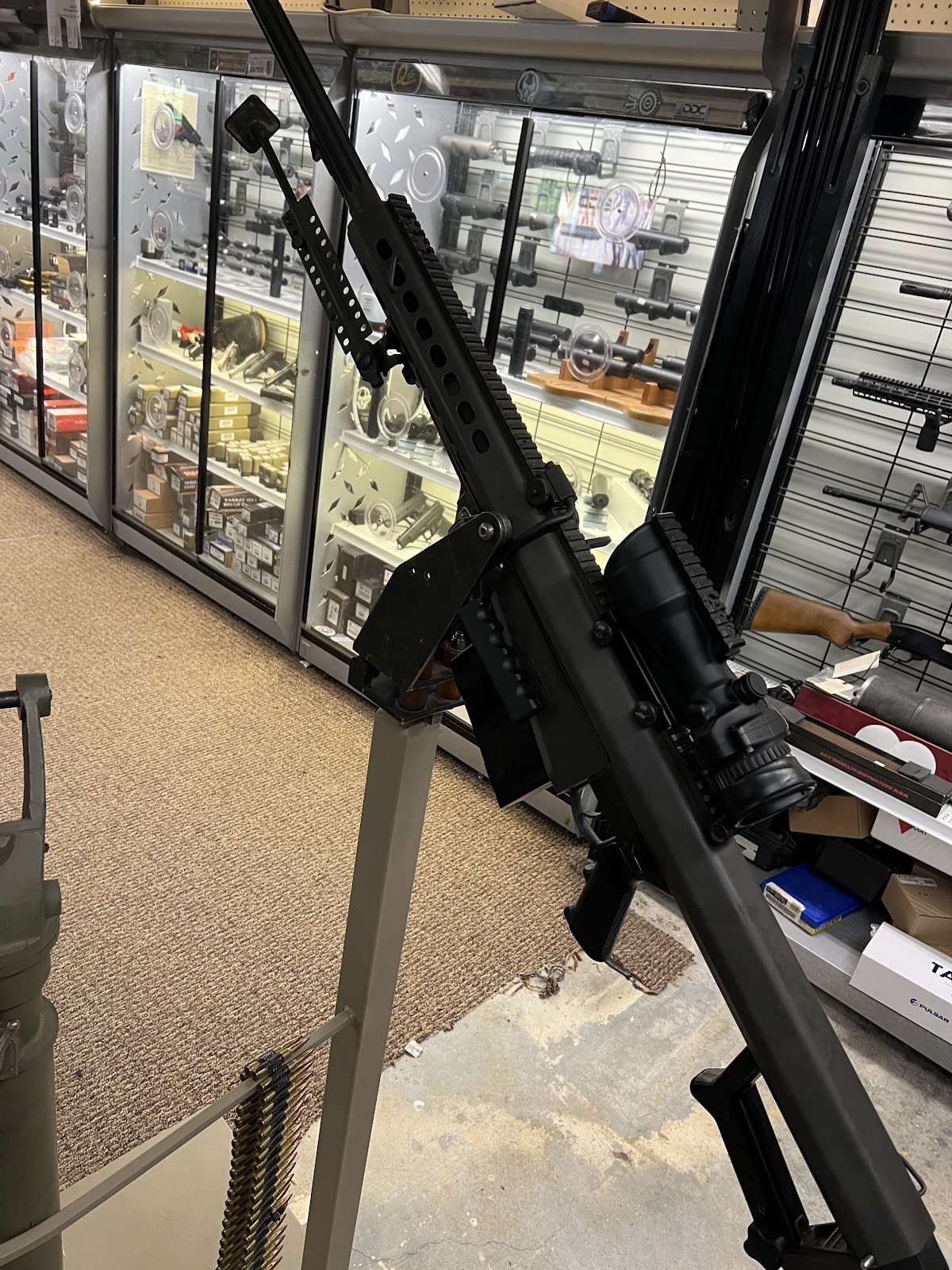 Tennessee Silencer - Machine Guns & TANKS!