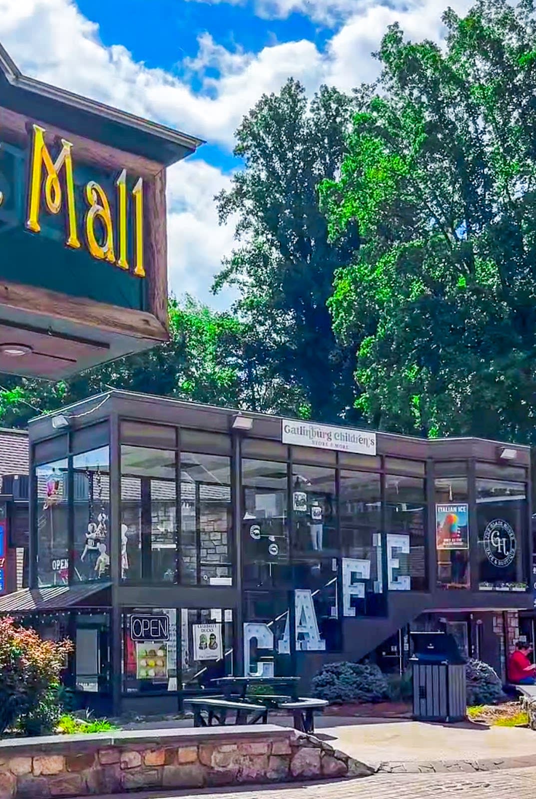 The Glass House Café