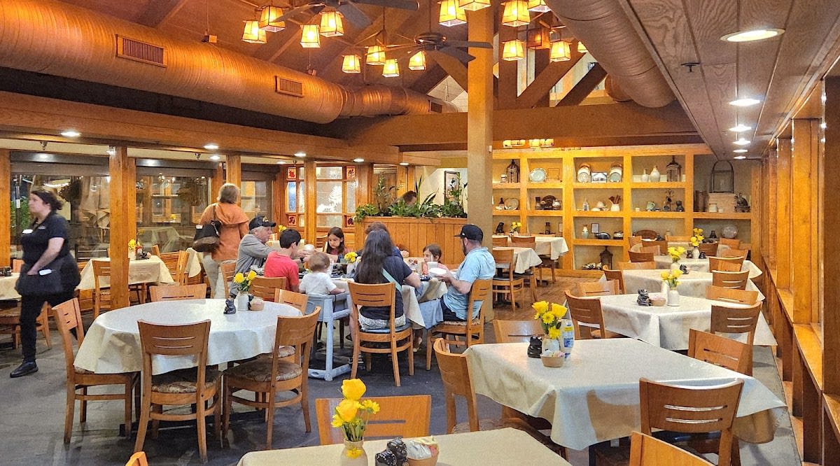 The Old Mill Pottery House Café