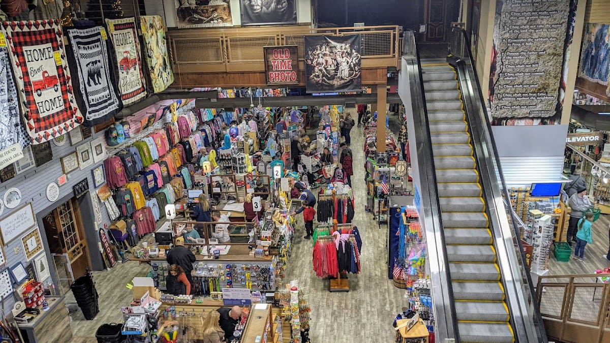 Three Bears General Store