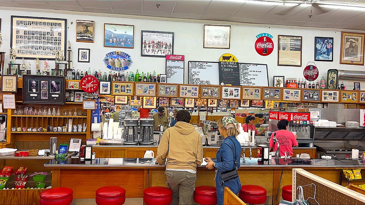 Tinsley-Bible Drug Store