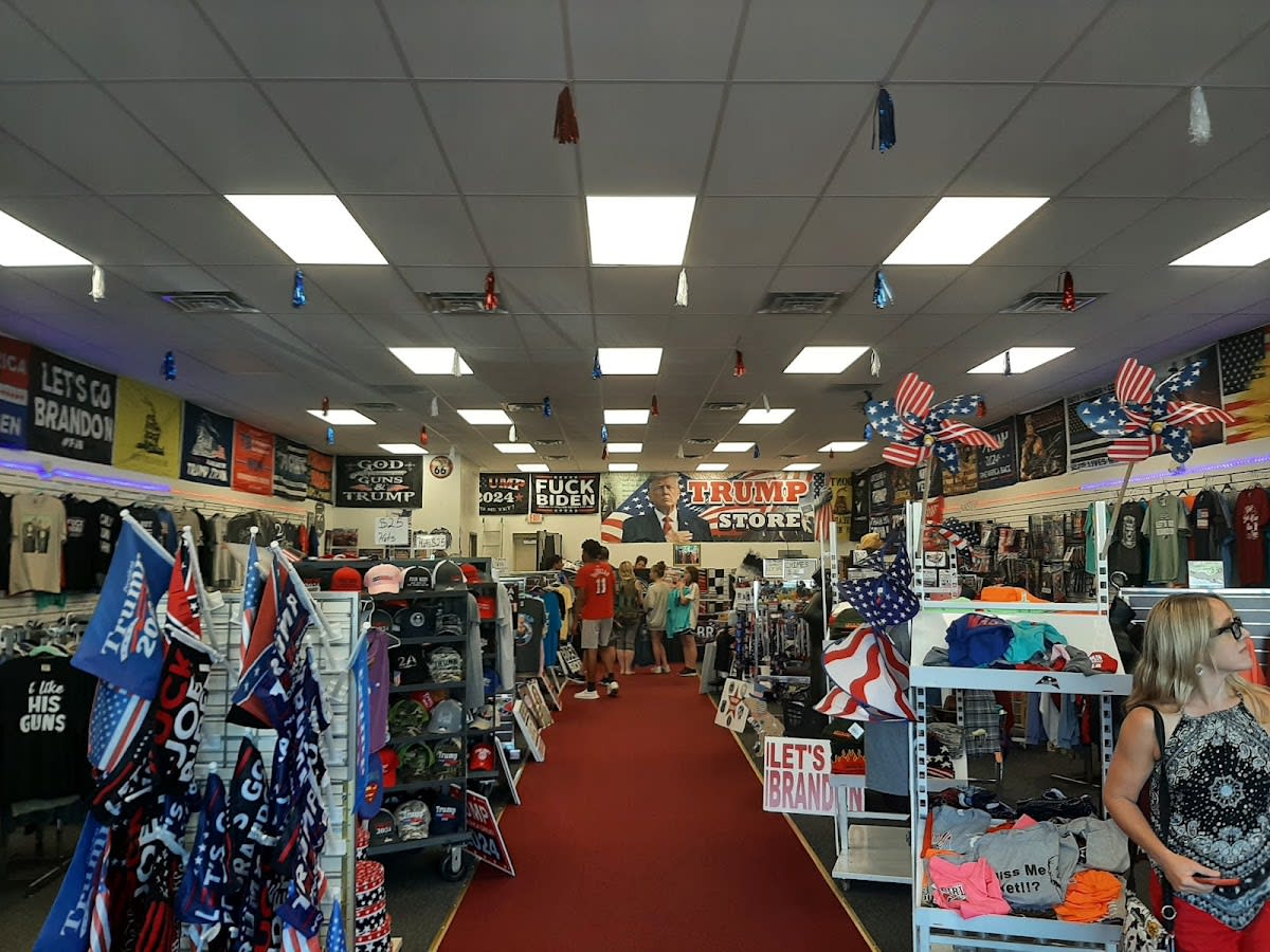 Trump Store