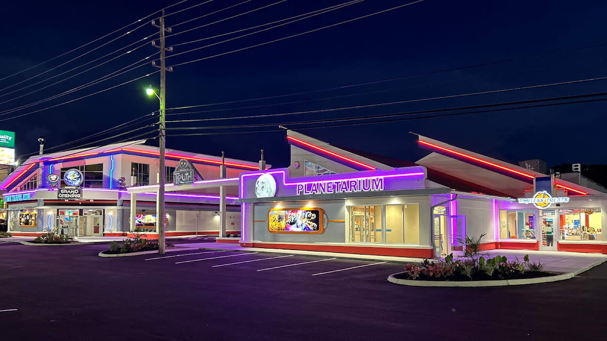 Truth Traveler Pigeon Forge