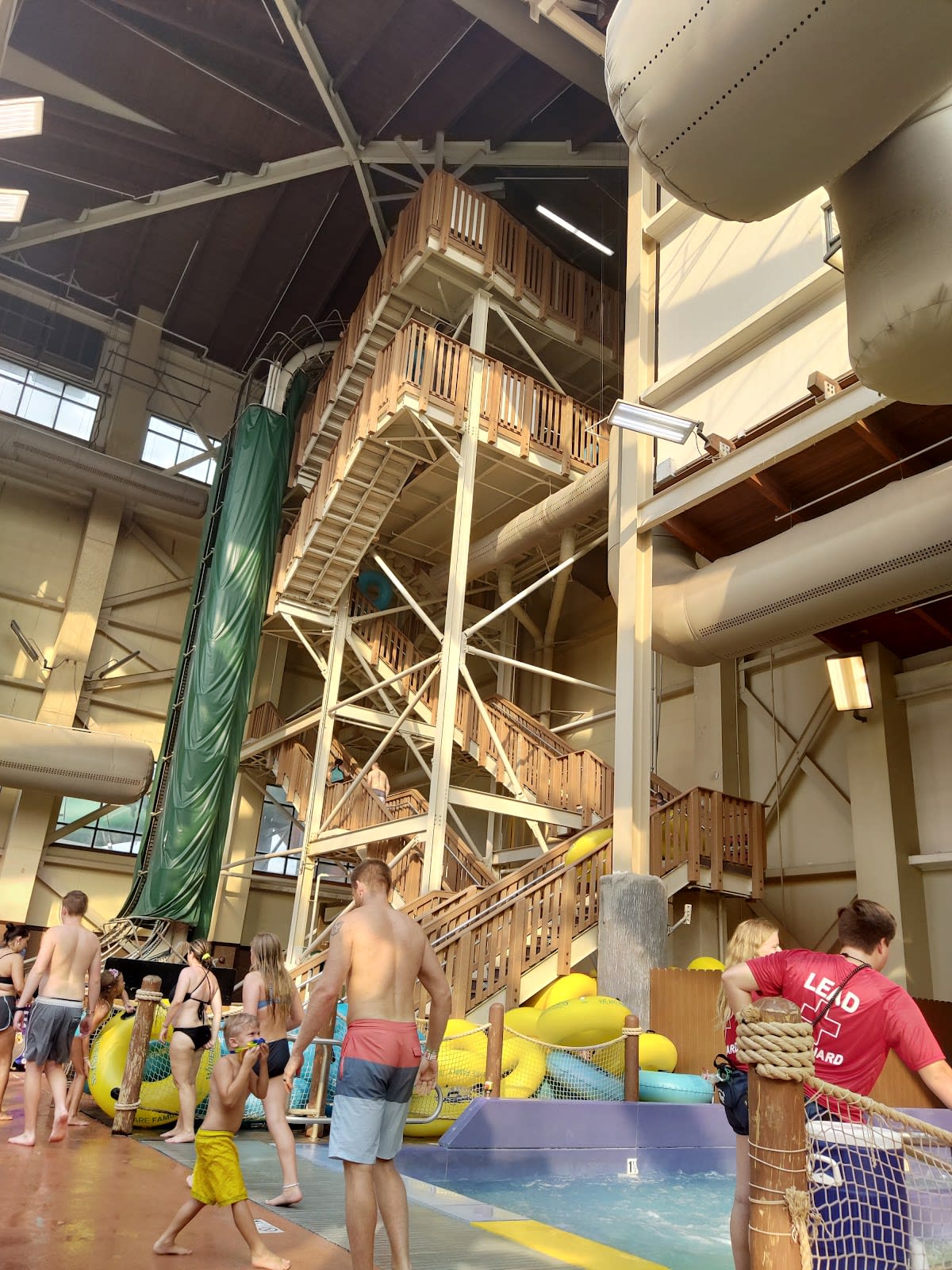 Wilderness at the Smokies - Wild WaterDome