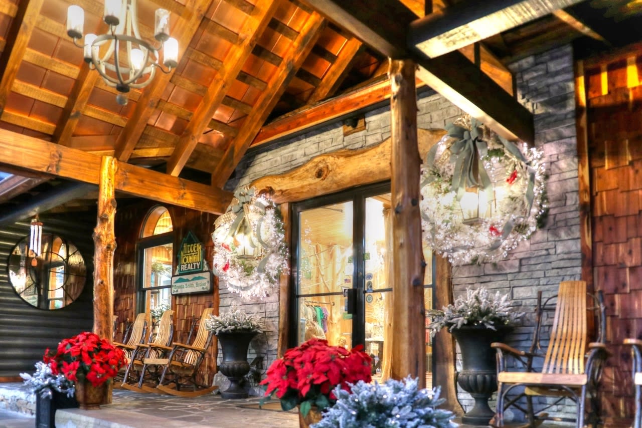 Hidden Mountain Resort Stone Patio Entrance - Sevierville Cabin Rental Resort